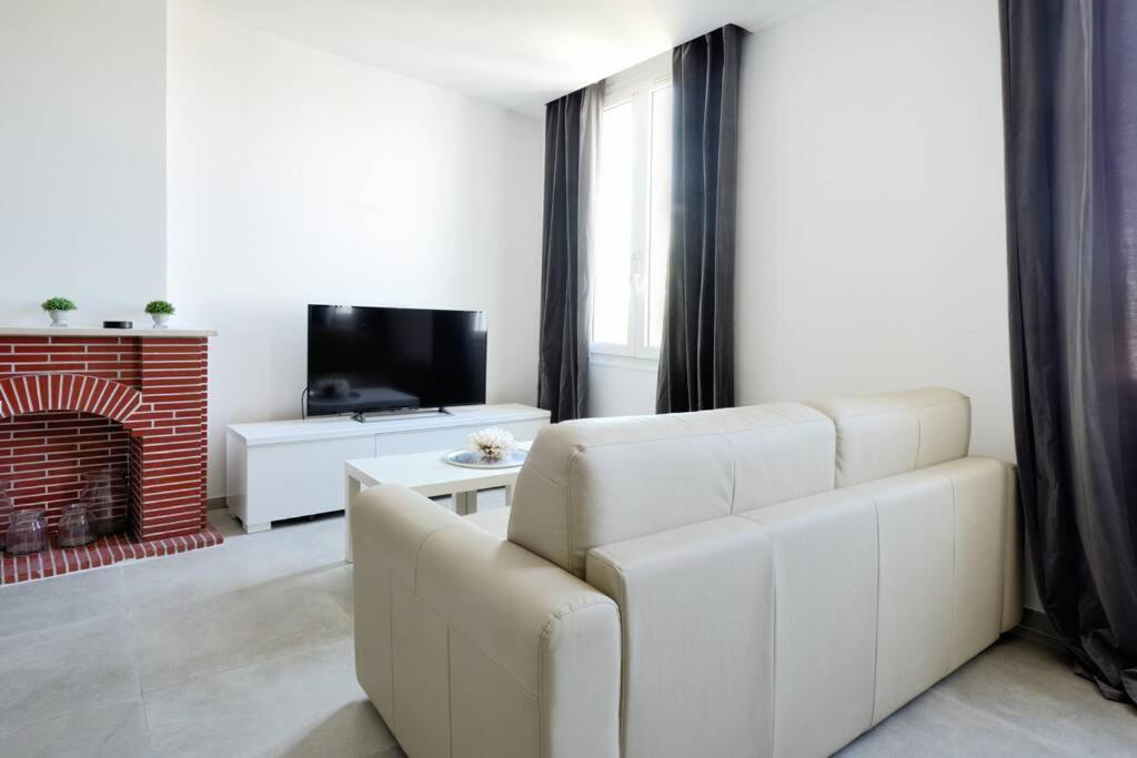 La Ciotat - Magnifique Appartement Climatise Sur Le Port ภายนอก รูปภาพ