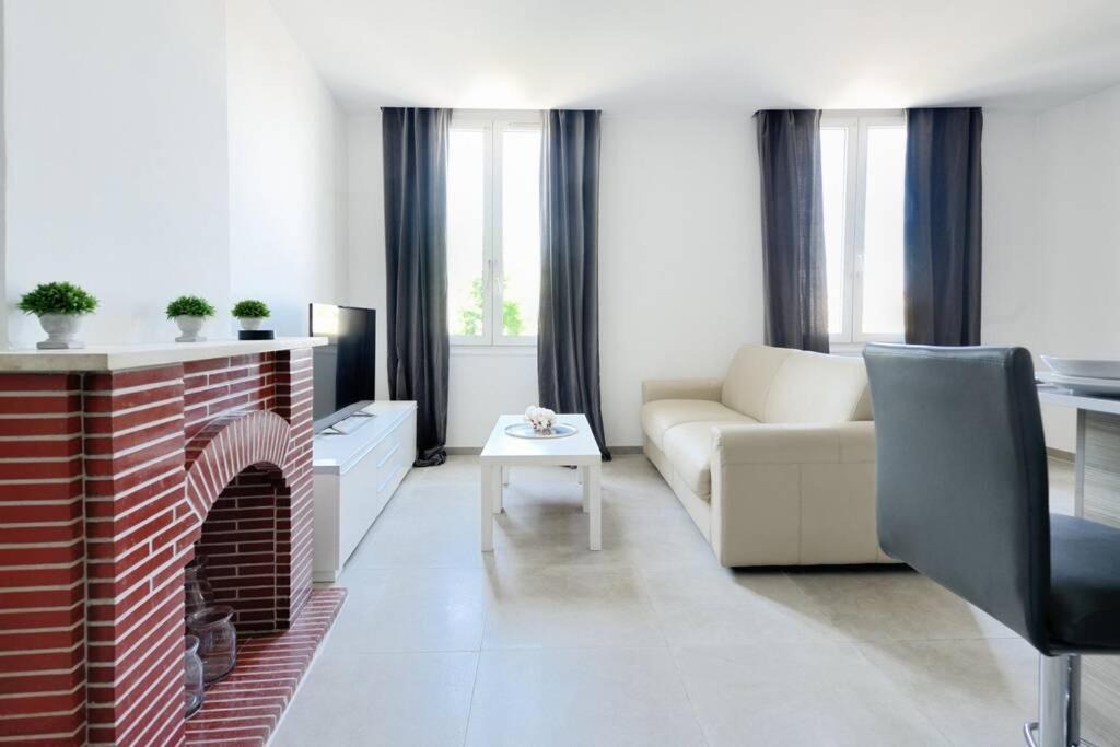 La Ciotat - Magnifique Appartement Climatise Sur Le Port ภายนอก รูปภาพ